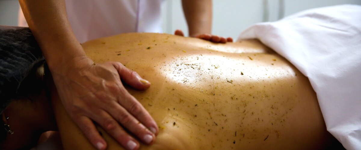 Erva Terapia - Revita Massoterapia e Massagens Terapêuticas e Relaxantes