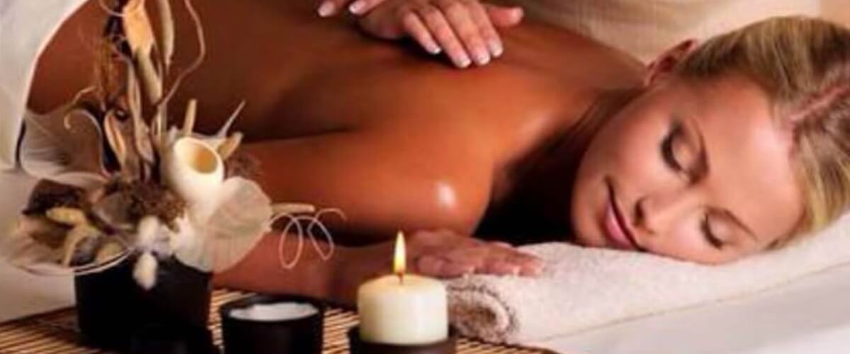 Massagem com Aromaterapia - Revita Massoterapia e Massagens Terapêuticas e Relaxantes

