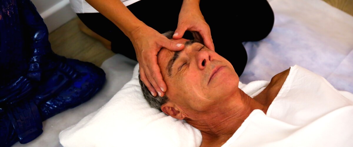 Massagem Craniana - Revita Massoterapia e Massagens Terapêuticas e Relaxantes